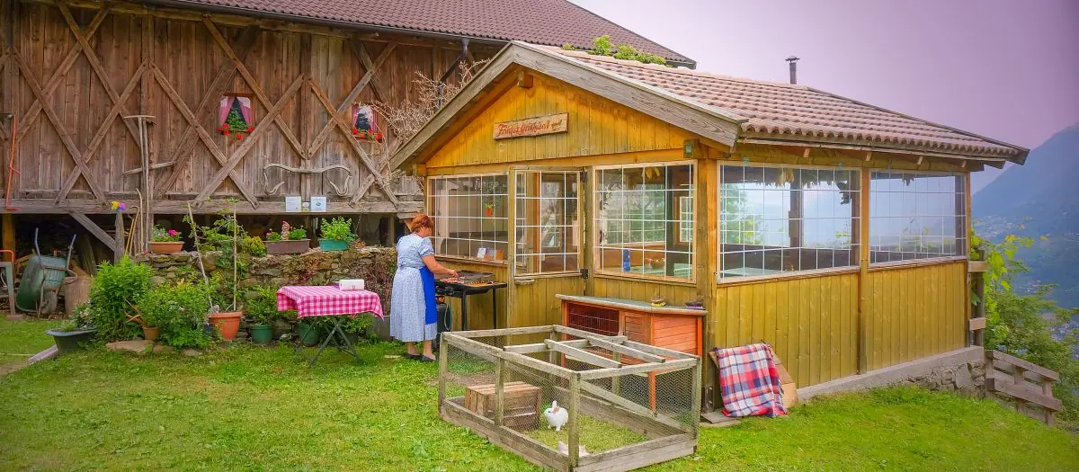 Gartenlaube und Aufenthaltsraum für Gäste am Lechnerhof